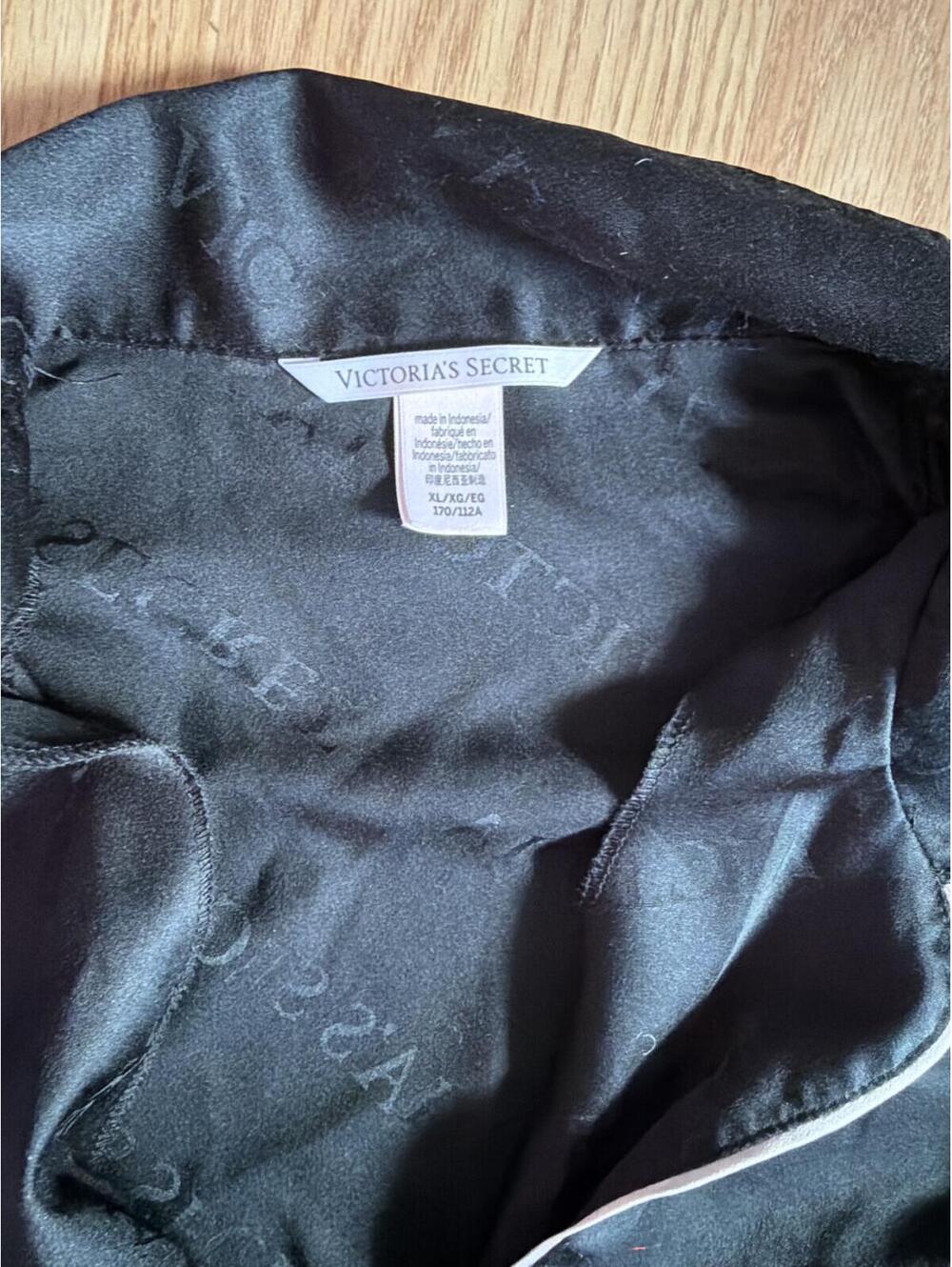 Victorias Secret Satin Black Pajama Set Size XL Top 2X bottom - Picture 3 of 4